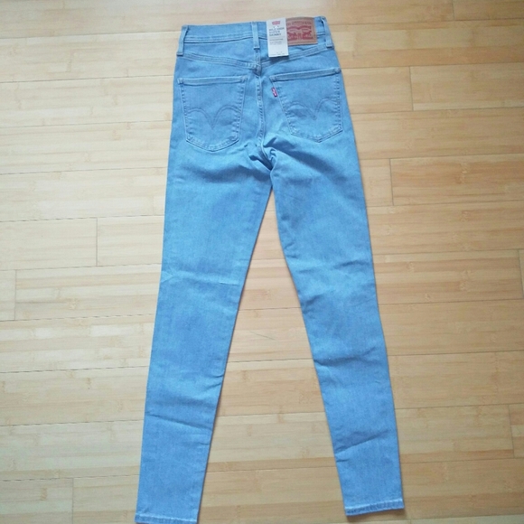 -NWT- Levi's Mile High Super Skinny Jeans 25S - Picture 6 of 15
